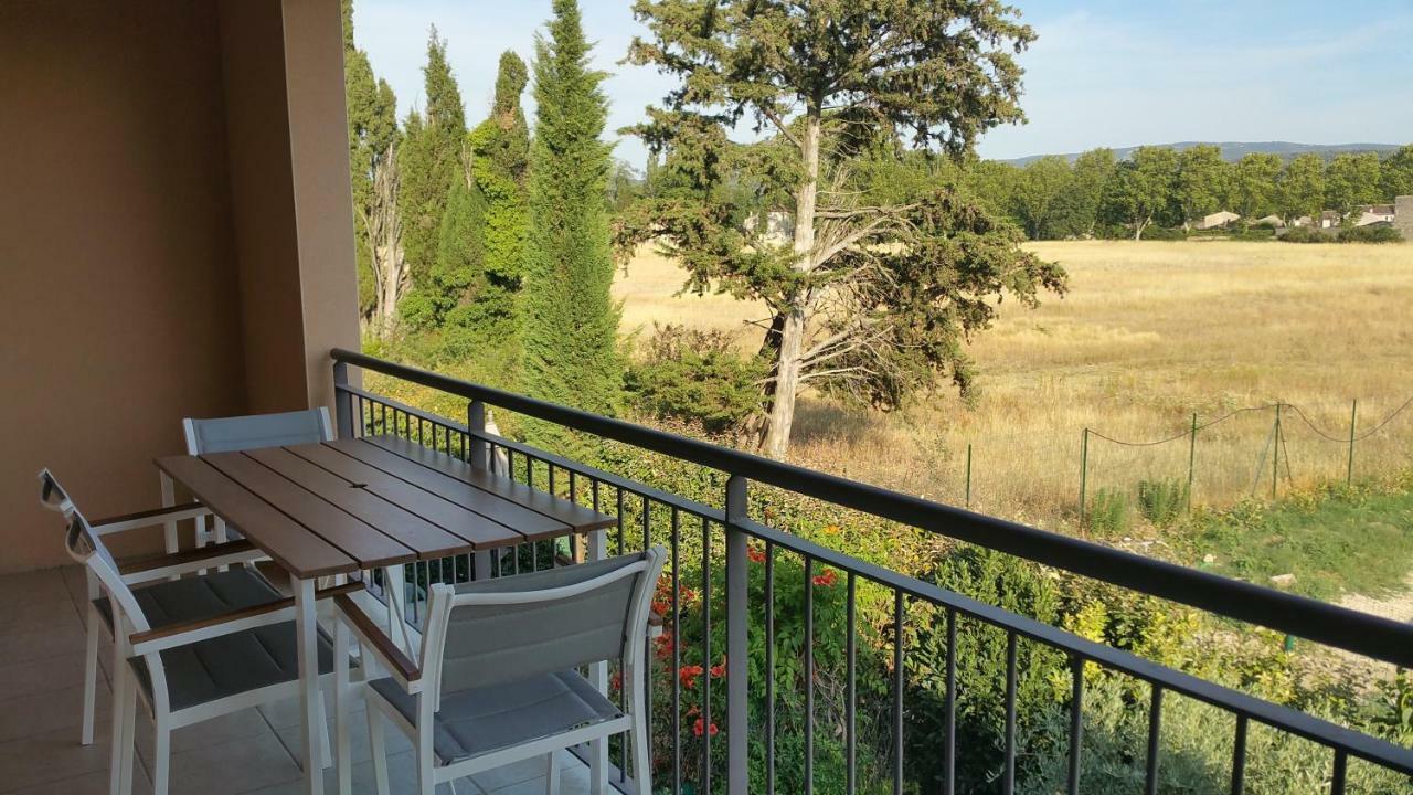 Apt 50M2 Avec Balcon Tout Equipe Proche D'Avignon Apartment แปร์นส์-เลส์-ฟงแตนส์ ภายนอก รูปภาพ